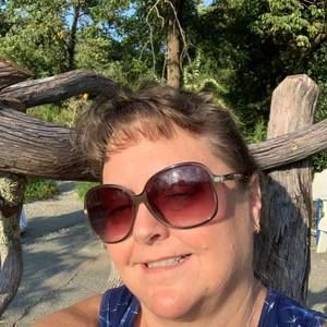 Meet your Posher, Nancy